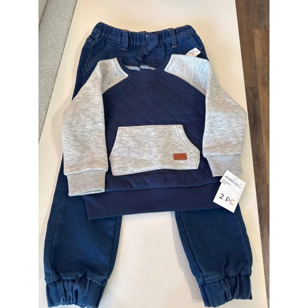 Boys 7 For All Mankind Quilted Sweatshirt and Pants 2-Piece Set size 4 blue gray